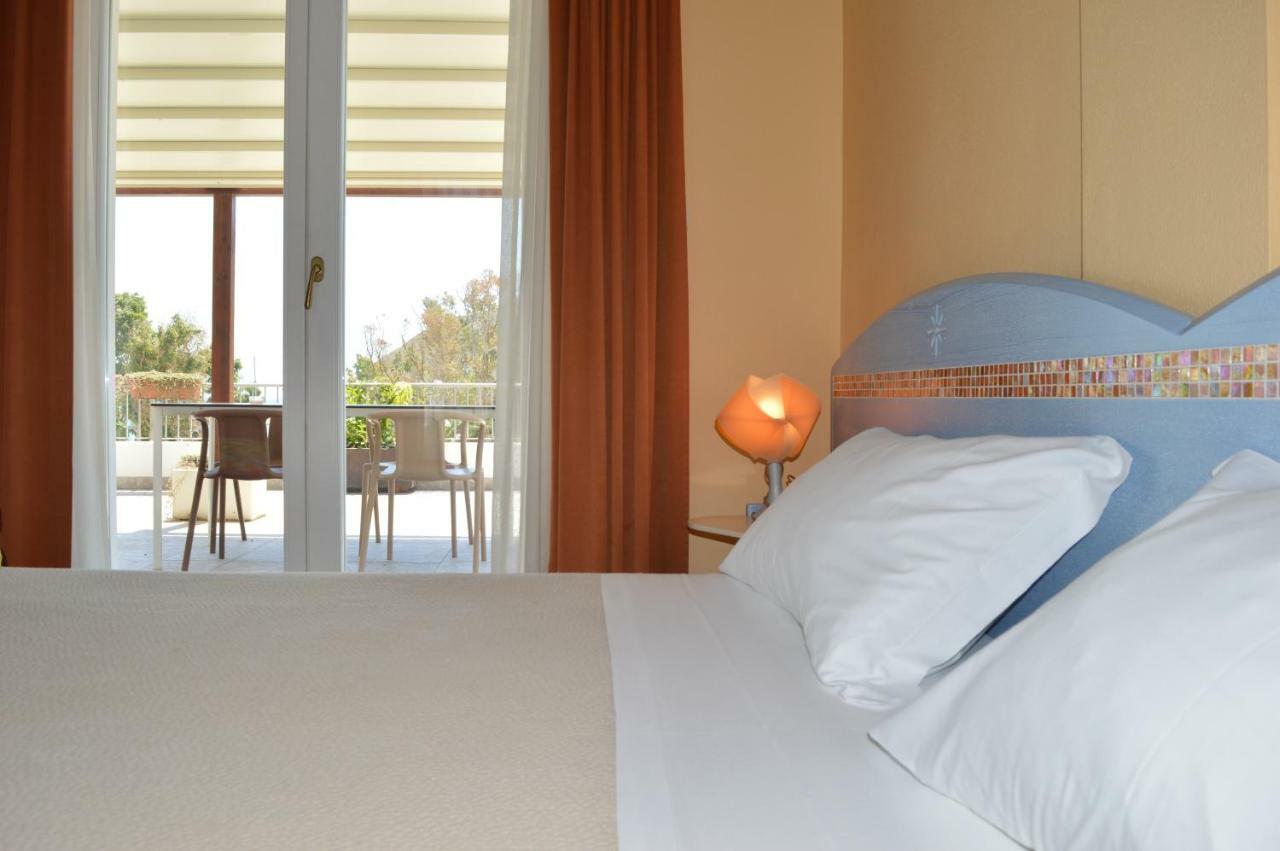 Chentu Lunas Hotel