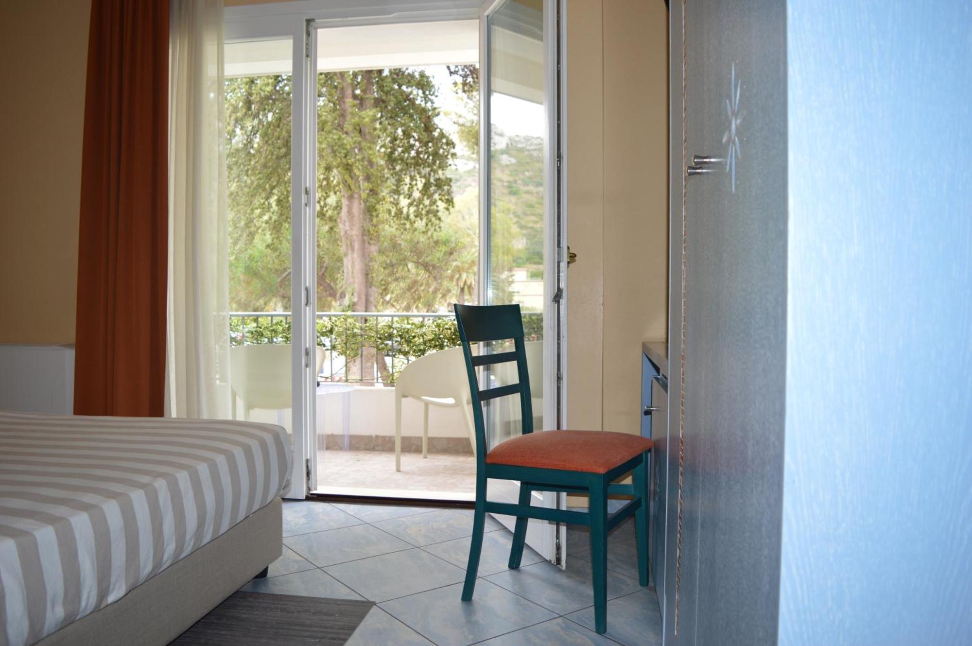 Hotel Chentu Lunas *